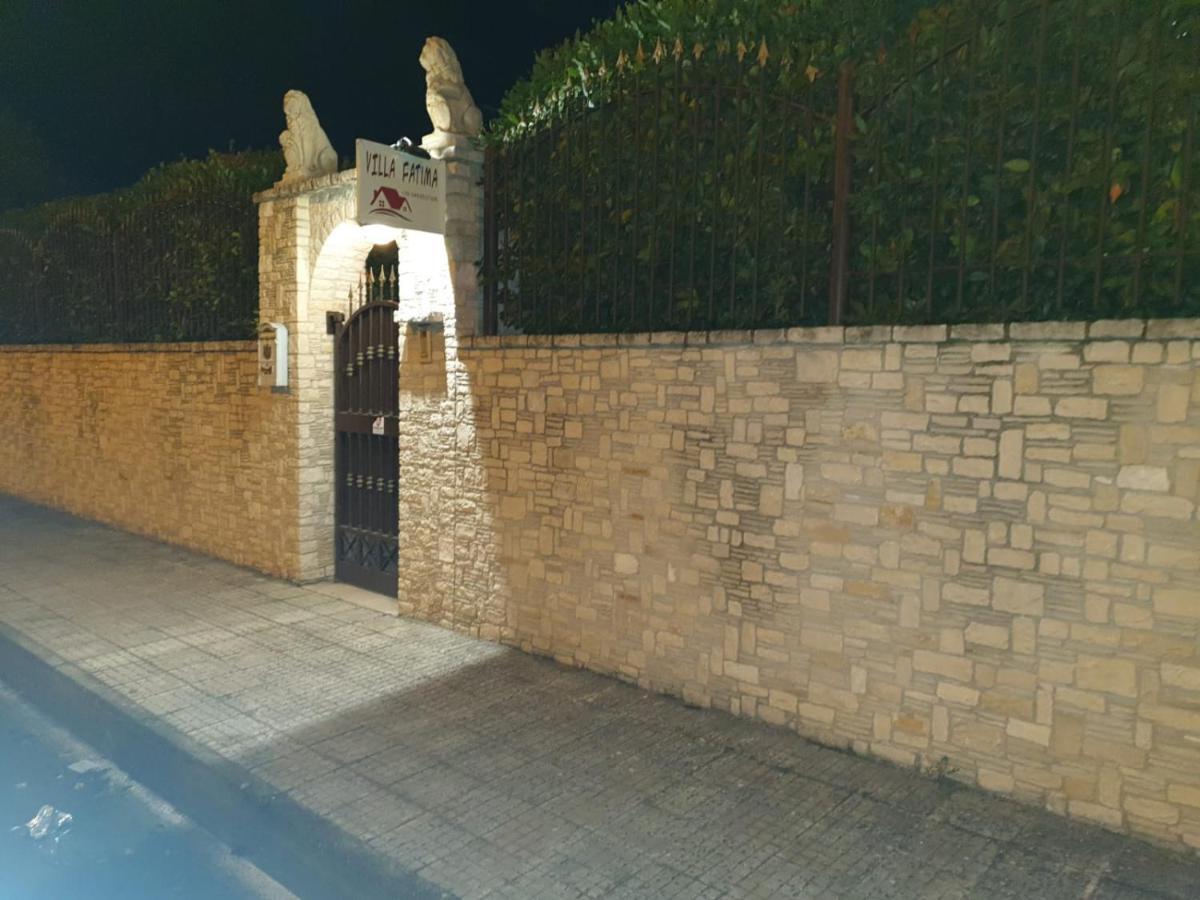 Bed And Breakfast Villa Fatima Trani Εξωτερικό φωτογραφία